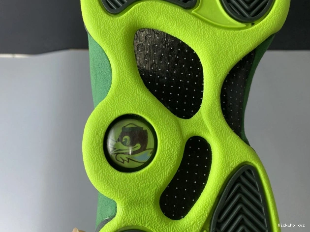 Air Ducks' AR4390 Retro 313 PE - 'Oregon 13 Jordan 0819